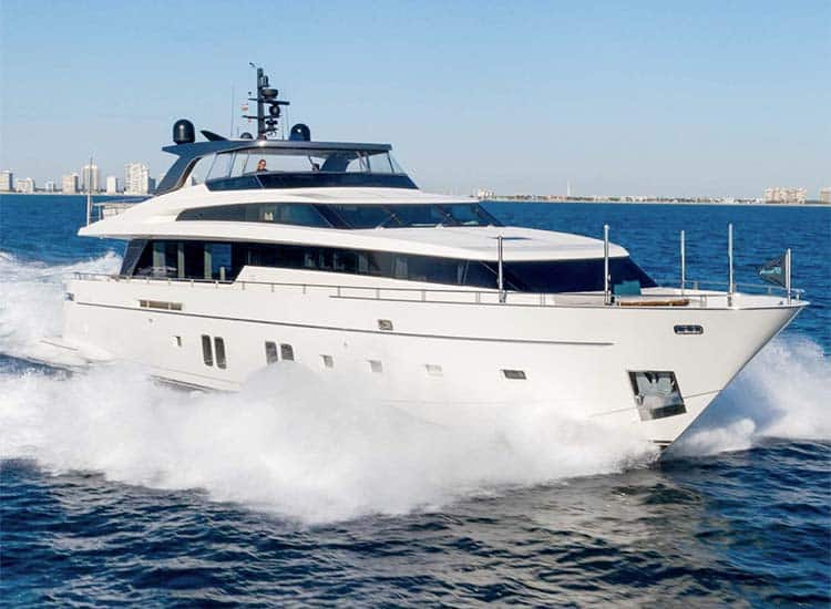 San Lorenzo yacht